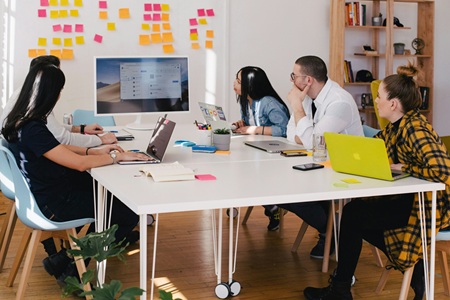 How to become a pro web designer in 2022 and get remot job?